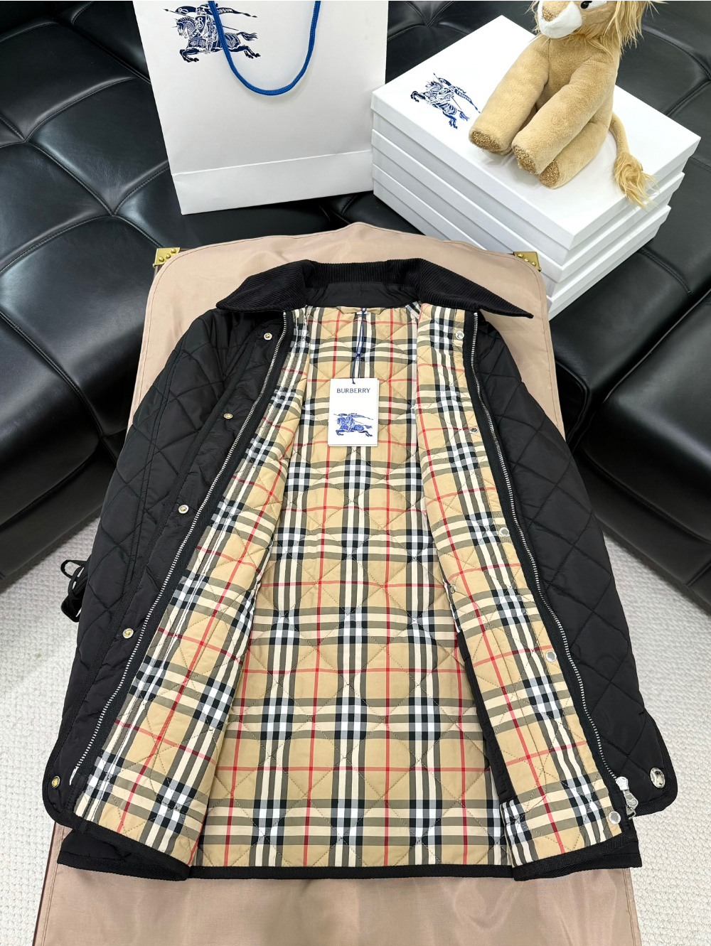 d773c1d6b8b68e8cb9d49aa9a049ebc9.jpg